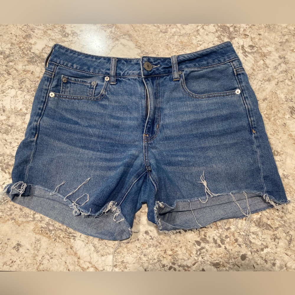American Eagle Outfitters Blue Distressed Denim Jeans